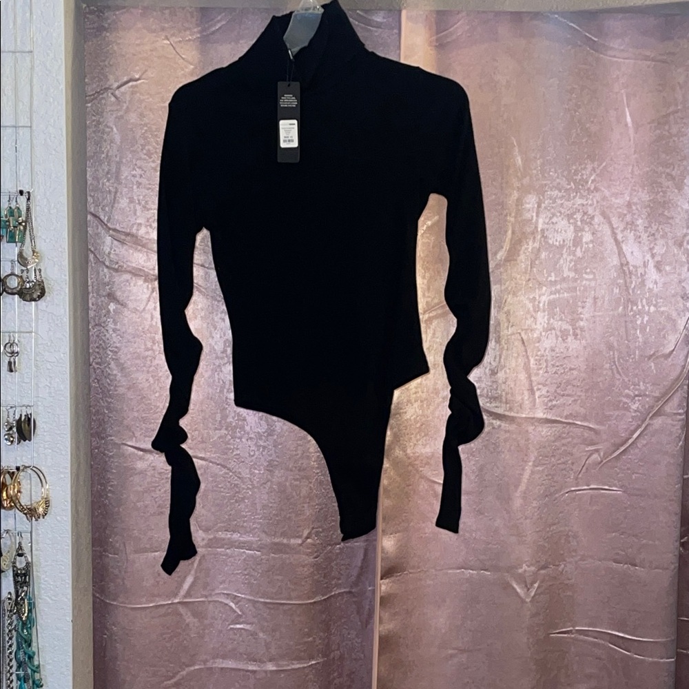 Fashion Nova Black Bodysuit with Tie Sleeves
